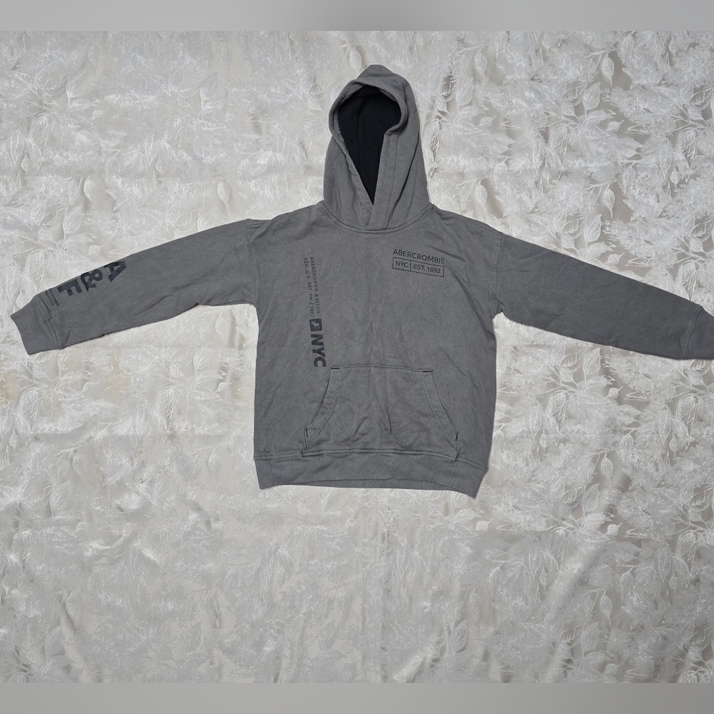 Abercrombie Kids Hoodie Pullover A&F Gray Sweatshirt Size 11/12 Kidscore Skater